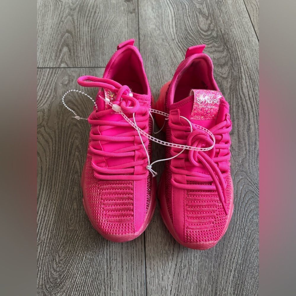 Steve Madden kids Pink Athletic Sneakers NWOT